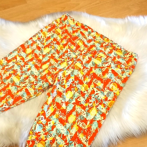 LulaRoe Floral Printed Leggings- T&C-#1558+ - Picture 4 of 10